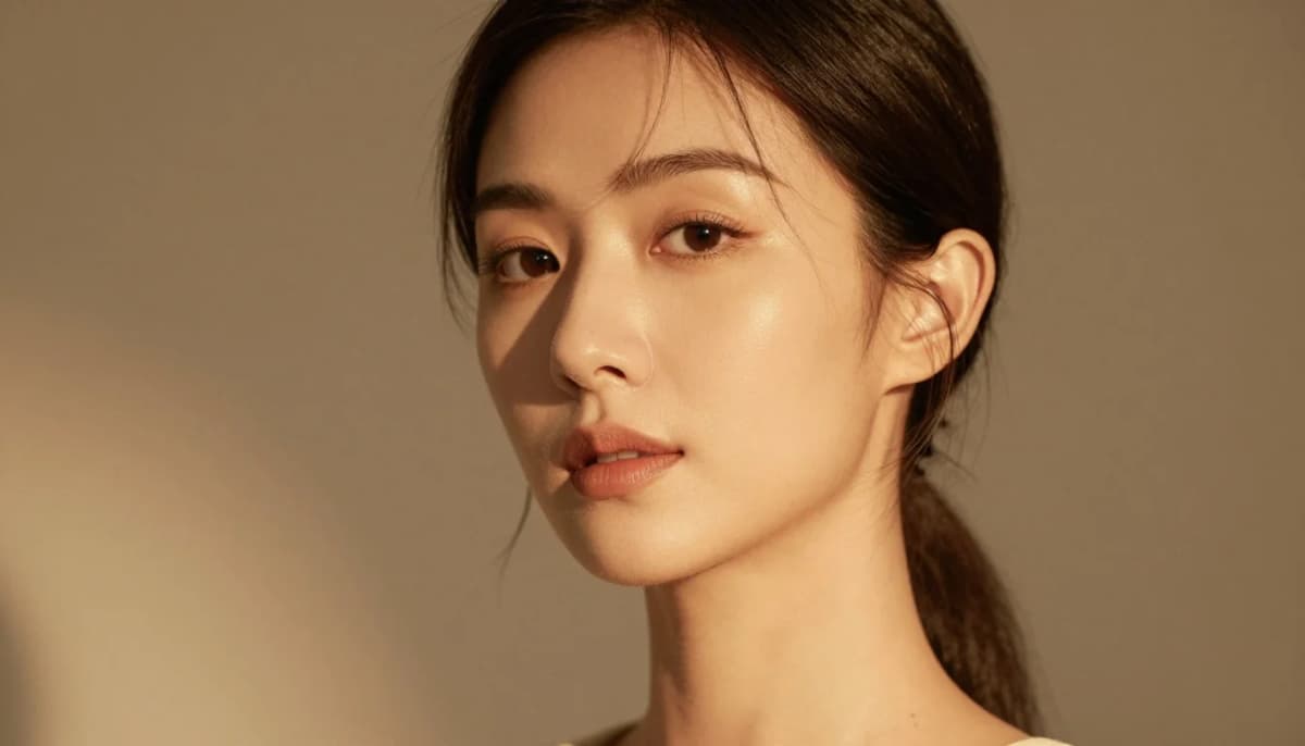 Best Colors for Chinese Skin | Work With Your Warm Glow — flattering shades including warm true red, vermilion, hot coral, tomato red