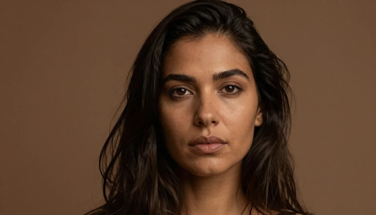 Why Deep Autumn Is the Ideal Season for Minimalism