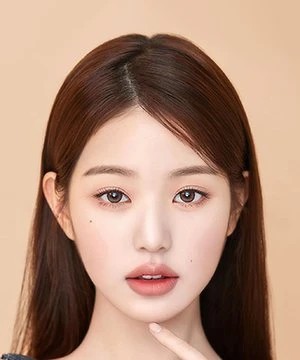Jang Wonyoung color palette inspiration