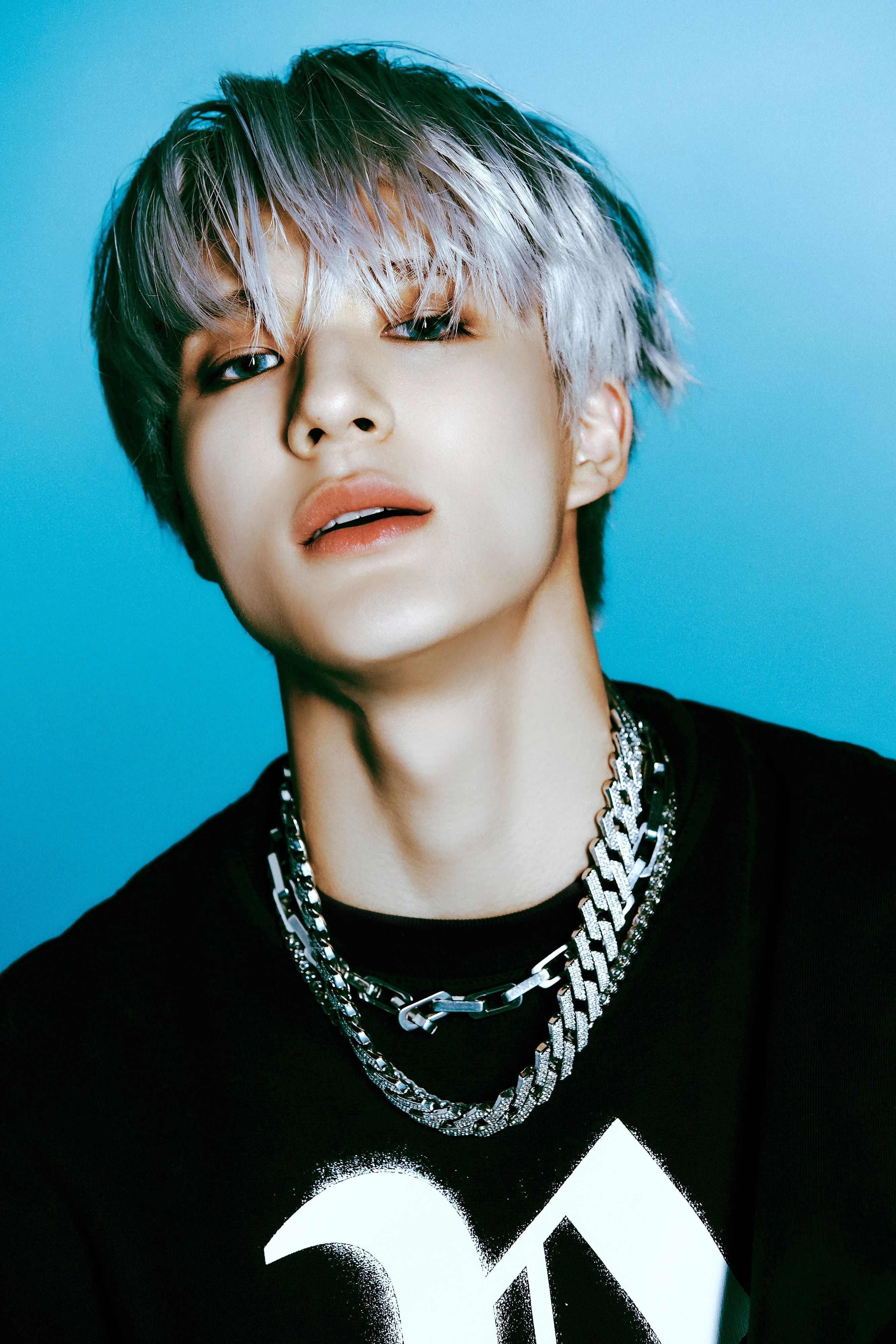 Jeno (NCT) color palette inspiration