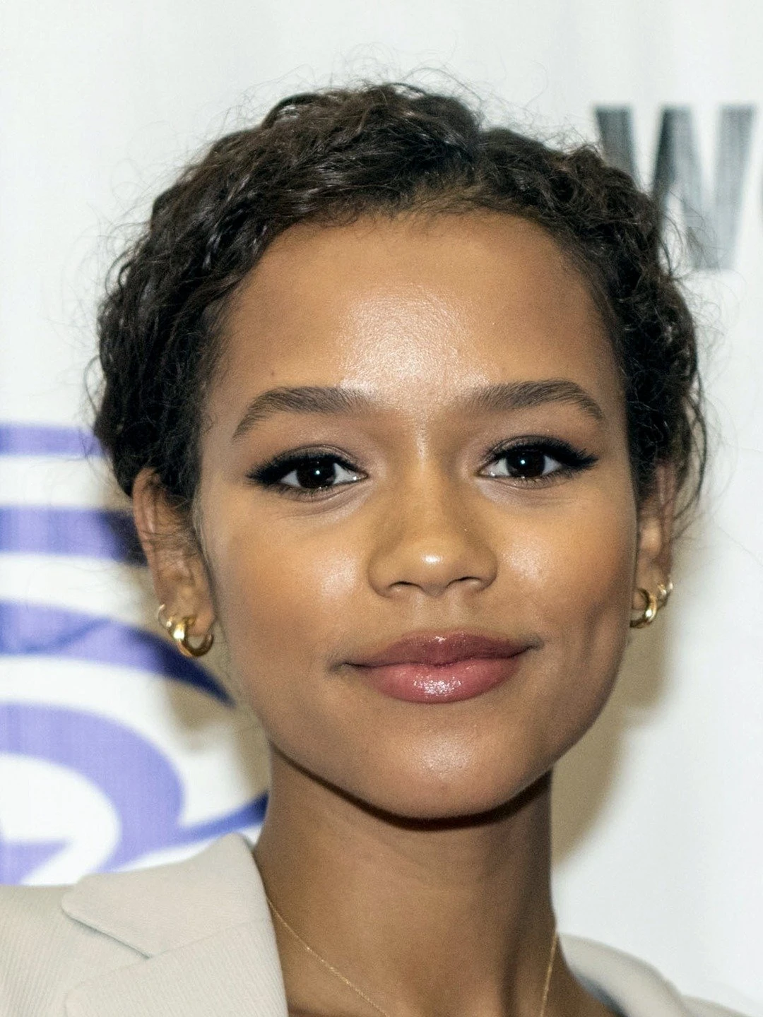 Taylor Russell color palette inspiration