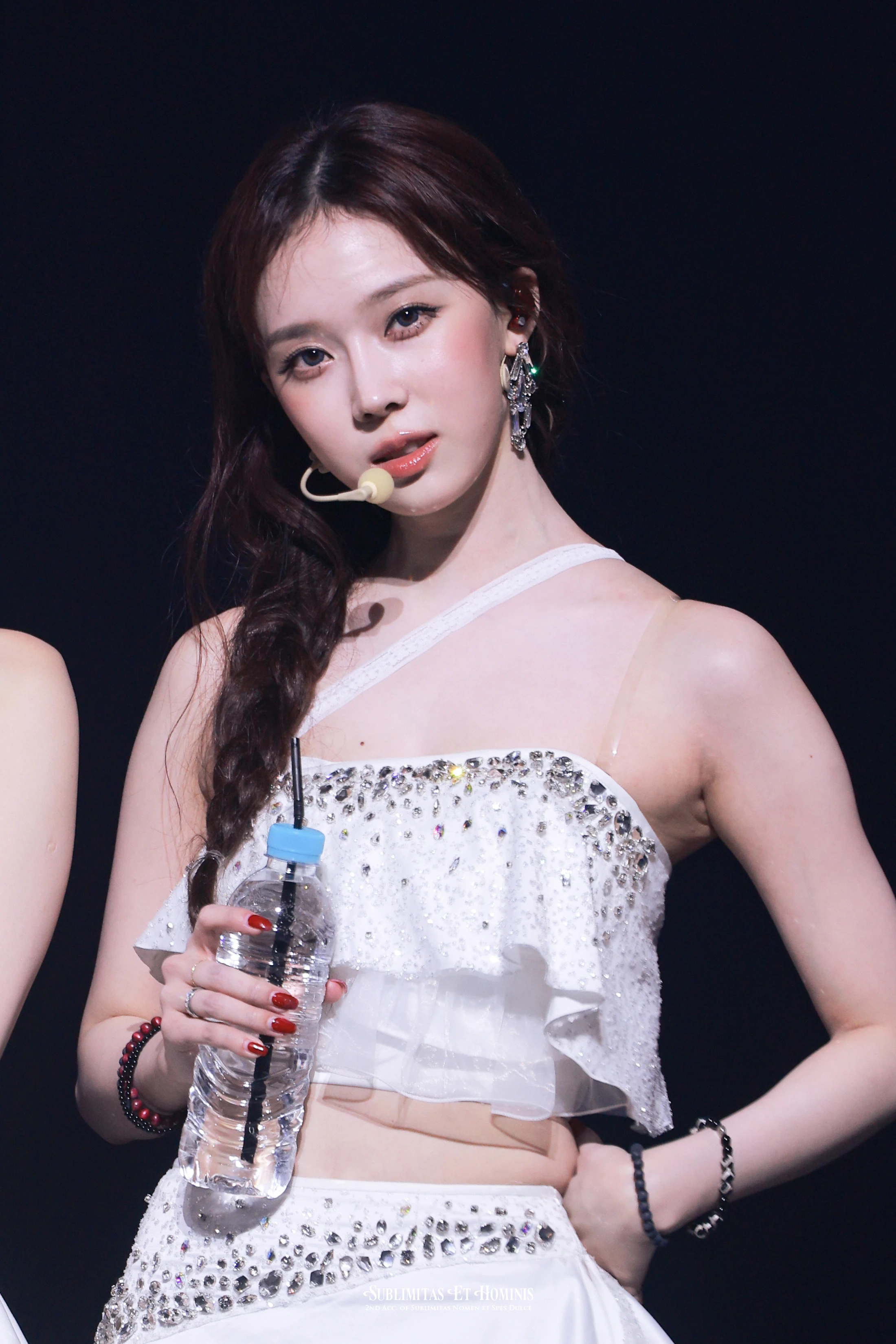 Winter (aespa) wearing cool jewel-toned gowns with sharp contrast, showcasing glacier blue, raspberry, graphite, arctic white, and ultra black from the Cool Winter palette.